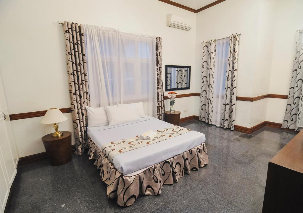 Angono Villa Jhoana Resort מראה חיצוני תמונה