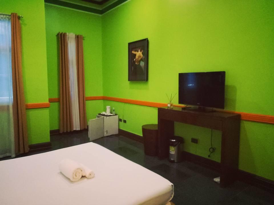 Angono Villa Jhoana Resort מראה חיצוני תמונה